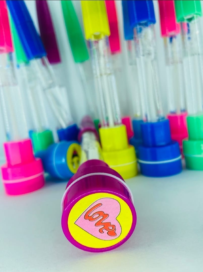 4-in-1 Fun Pen with Stamp, Bubbles, Light & Writing Function