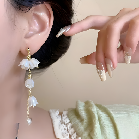 Pearl Korean Flower Earrings For Women - Elegant White