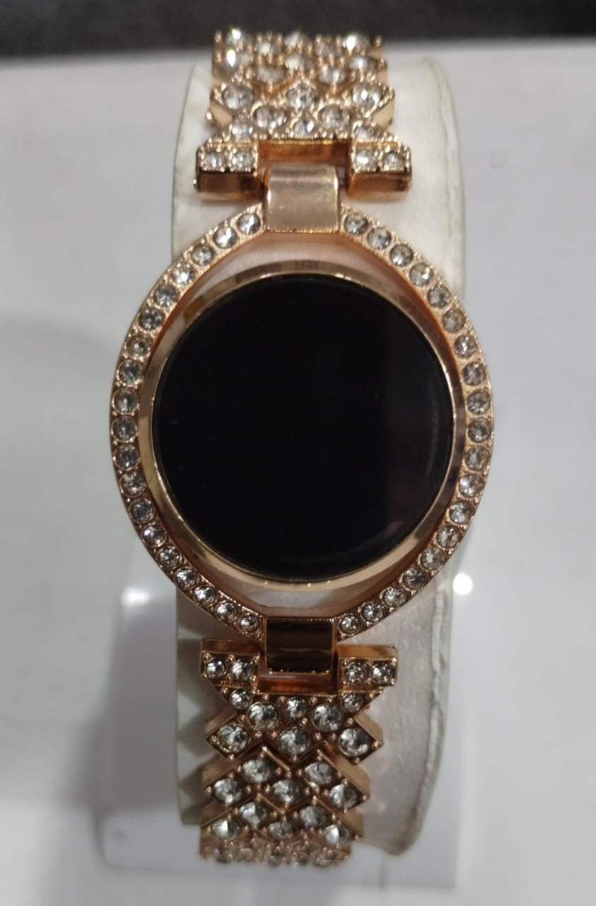 Women’s Gold Stainless Steel Watch – Sleek & Water-Resistant