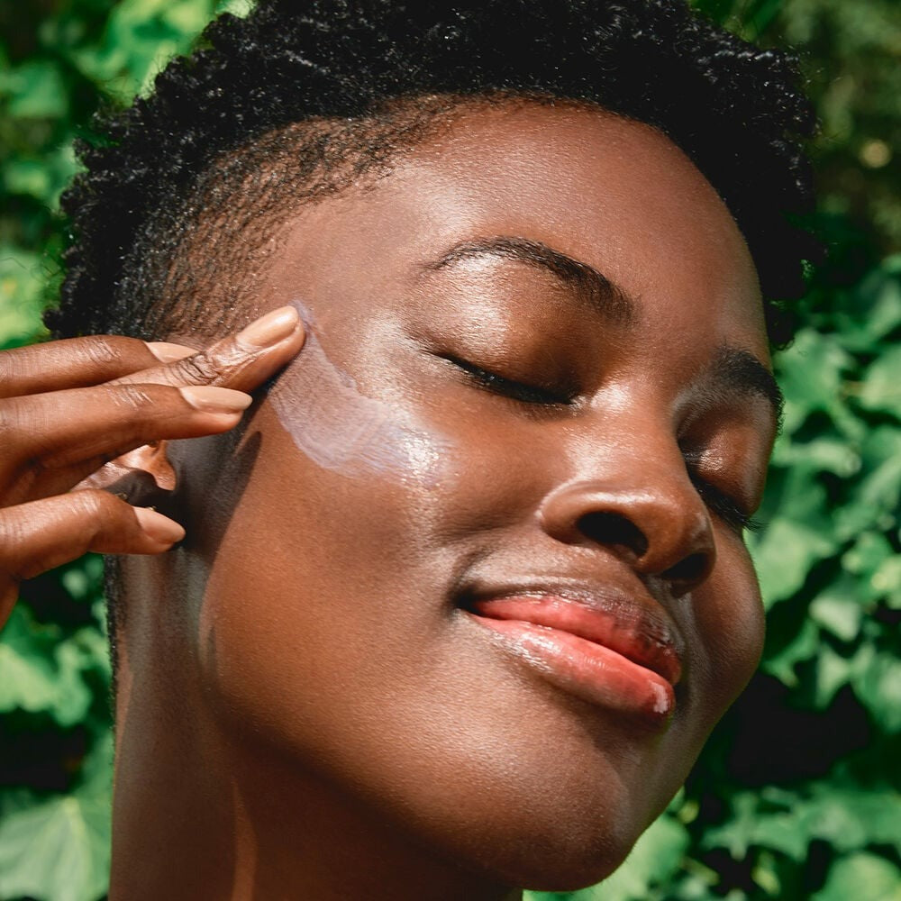 Clarins UV Plus Multi-Protection Tint Sunscreen SPF 50